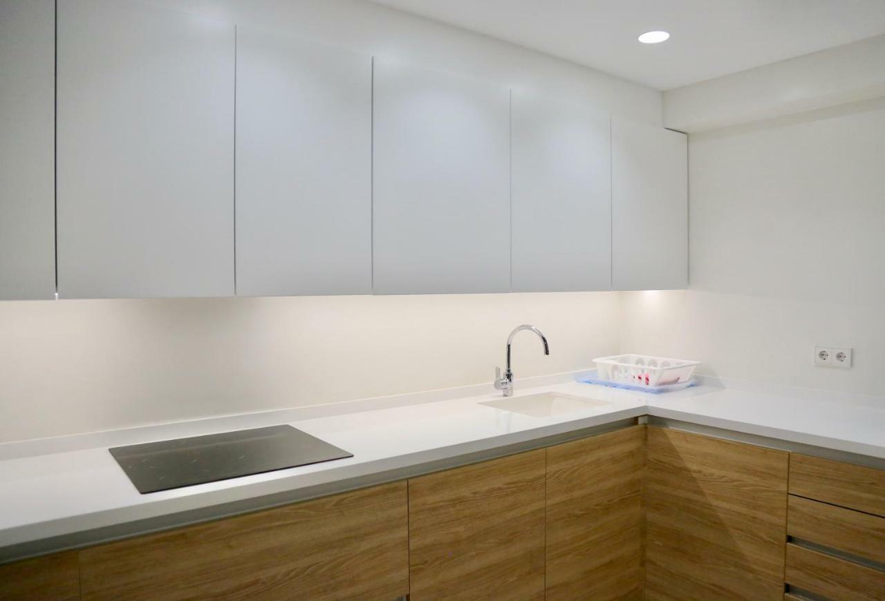 Appartement Austria 4 à Valence Extérieur photo